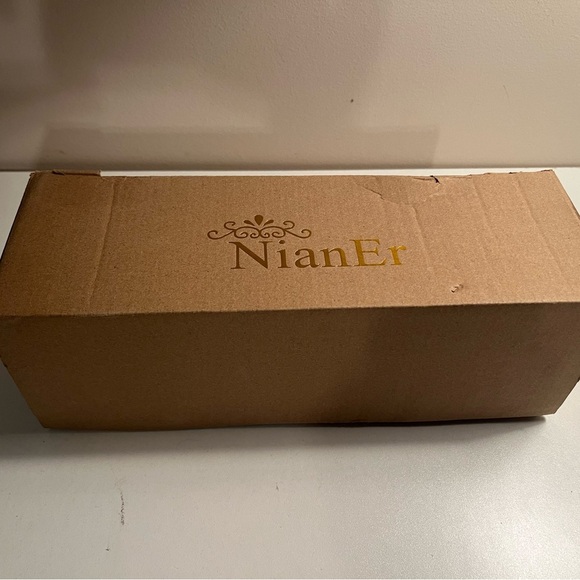 New in box NianEr Black Suede Slide Sandals Size 11 EU 42 - Picture 6 of 7